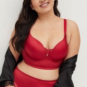 NWT Torrid Longline Xo Push Up Bra - Shine Red With 360° Back Smoothing™